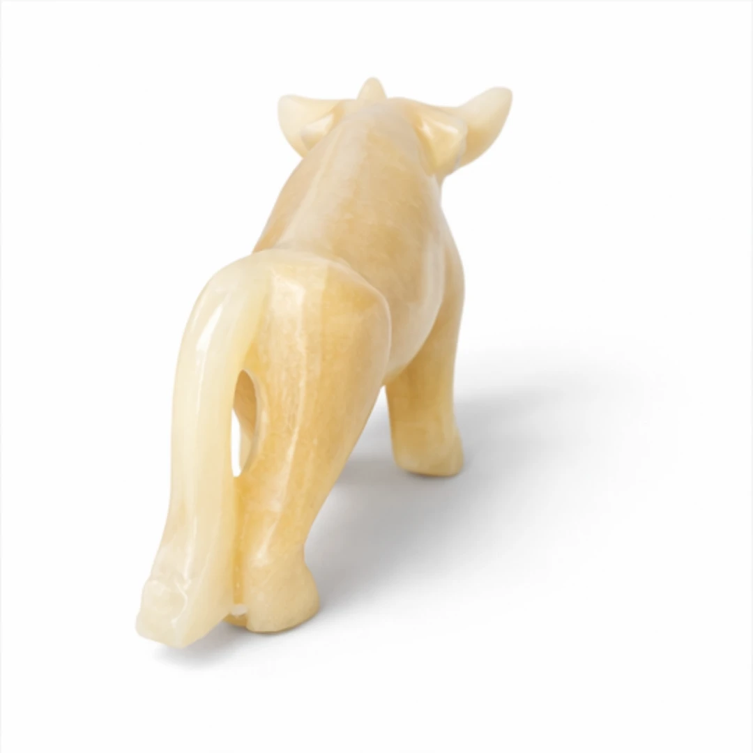 Statua toro in onice Onixe Design Germania risultato