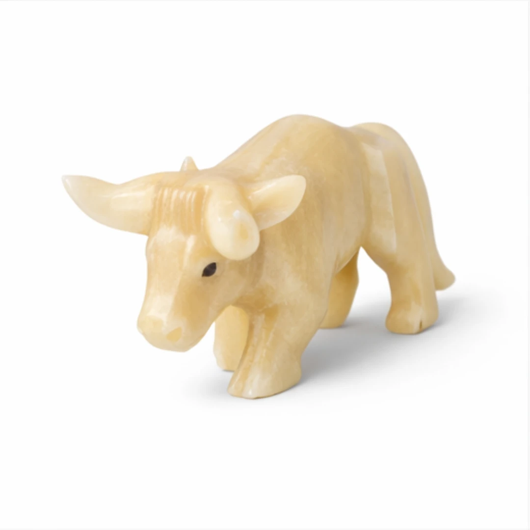 Statua toro in onice Onixe Design Italia risultato