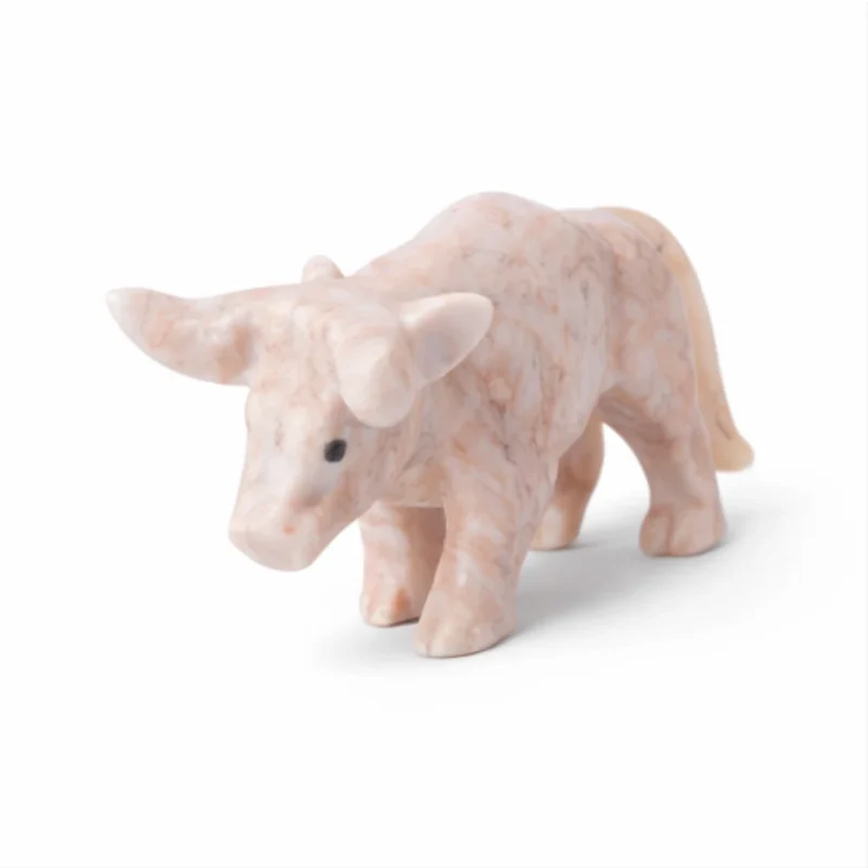 Statua toro in onice Onixe Design rosa messina risultato