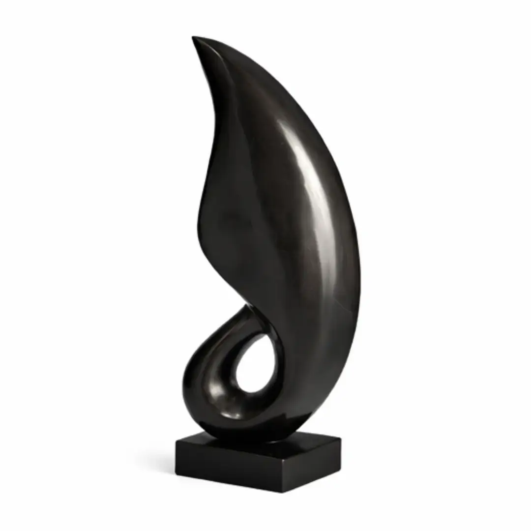 Statua modernista in marmo nero – Onixe Design